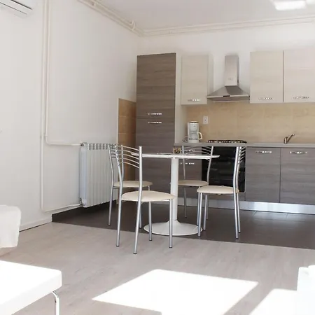 Leonardo B2 Mit Terrasse By Interhome Apartman