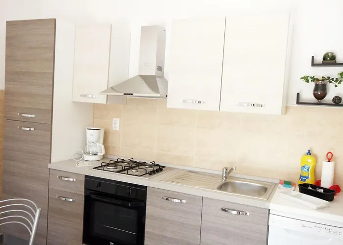 Leonardo B2 Mit Terrasse By Interhome Apartman Rabac