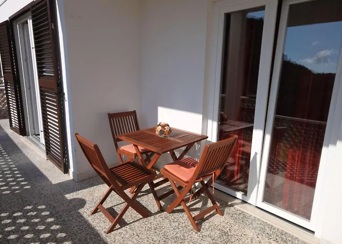 Apartman Leonardo B2 Mit Terrasse By Interhome