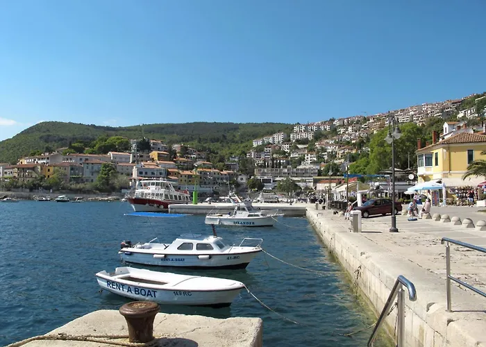 Leonardo B2 Mit Terrasse By Interhome