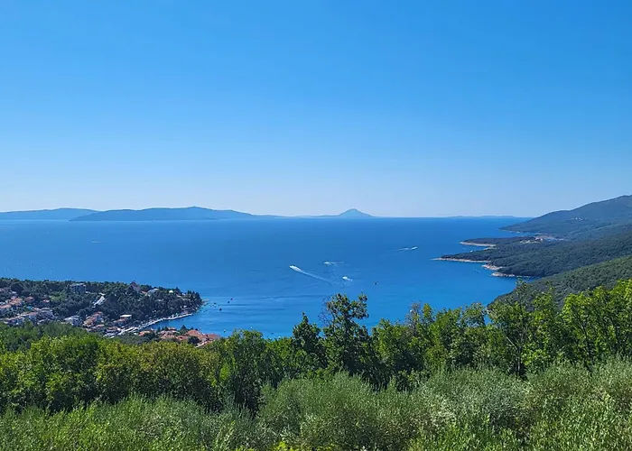 Leonardo B2 Mit Terrasse By Interhome Apartman Rabac