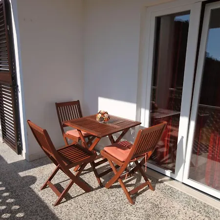 Apartman Leonardo B2 Mit Terrasse By Interhome